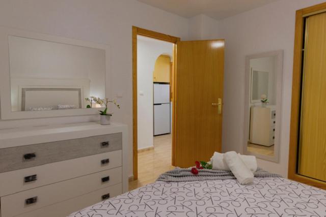 M&R Trini Beach, Parking Privado Торевиеха Екстериор снимка